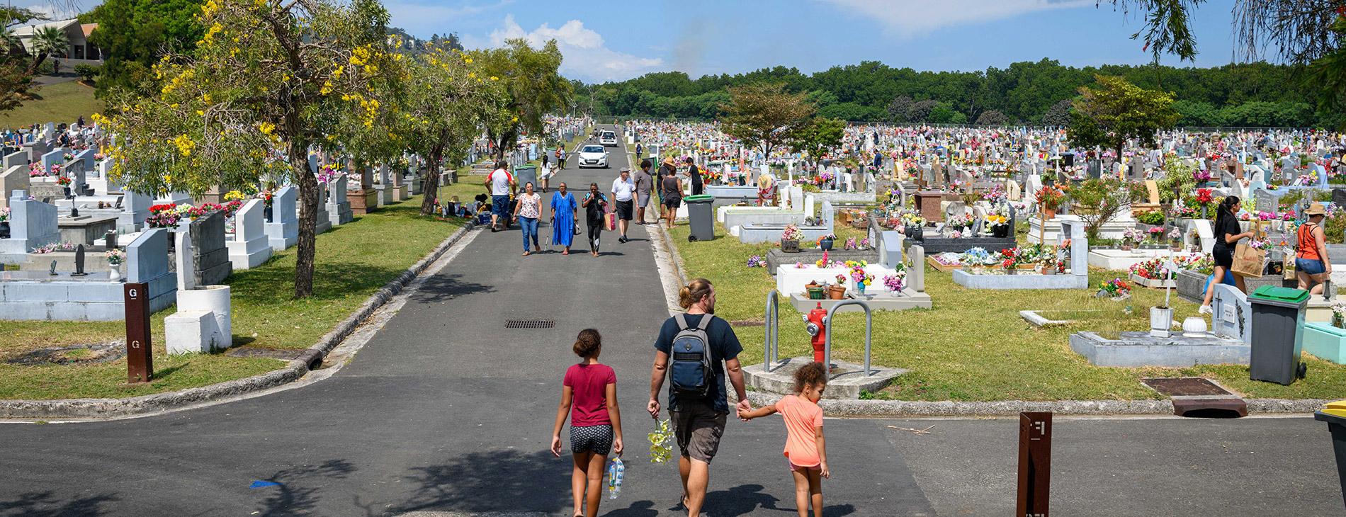 20221031_Cimetière_Toussaint_Etat-Civil_Navettes-10.jpg 20221031_Cimetière_Toussaint_Etat-Civil_Navettes-10.jpg