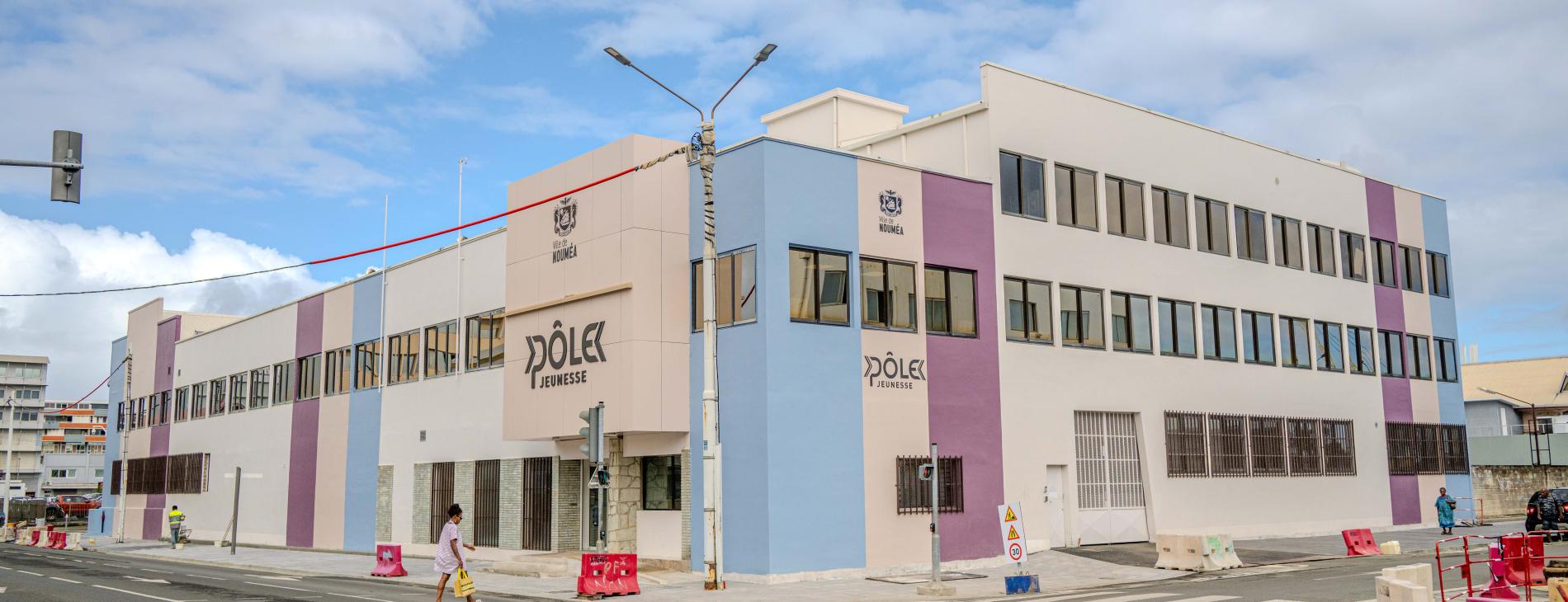 pole jeunesse daçade