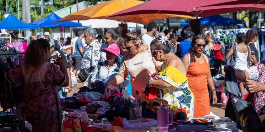 20260201_Vide-grenier_Place des cocotiers-12