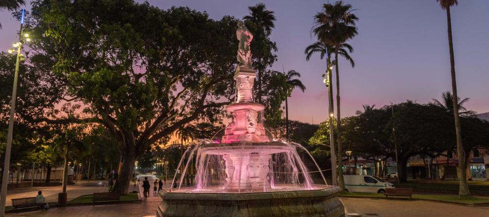 octobre rose - fontaine Céleste