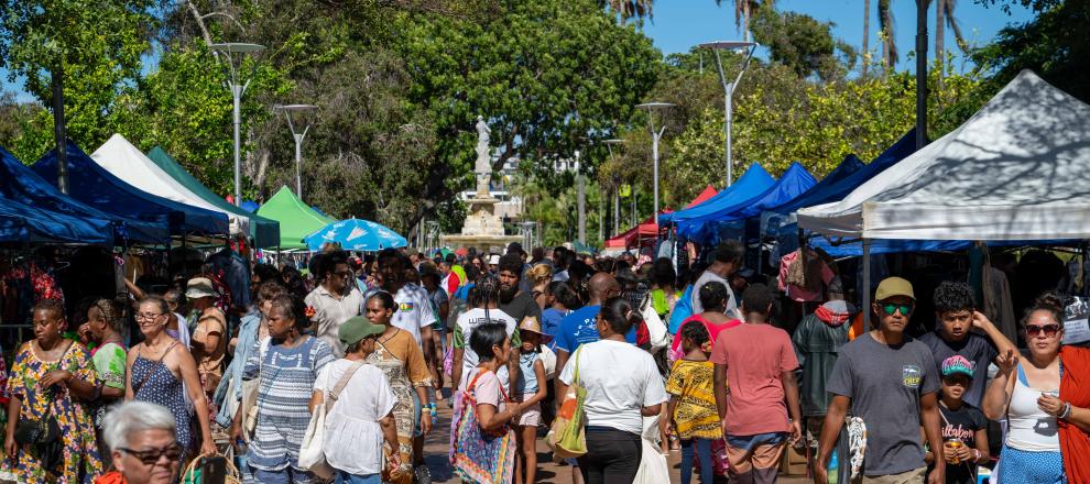 20260201_Vide-grenier_Place des cocotiers-18