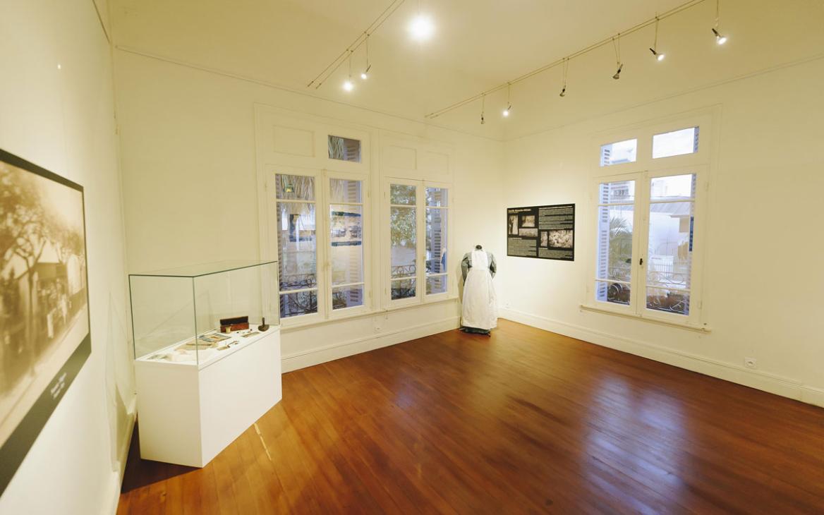20180816-Vernissage_hommage_3_maison_Higginson-_1PX3265_resized.jpg