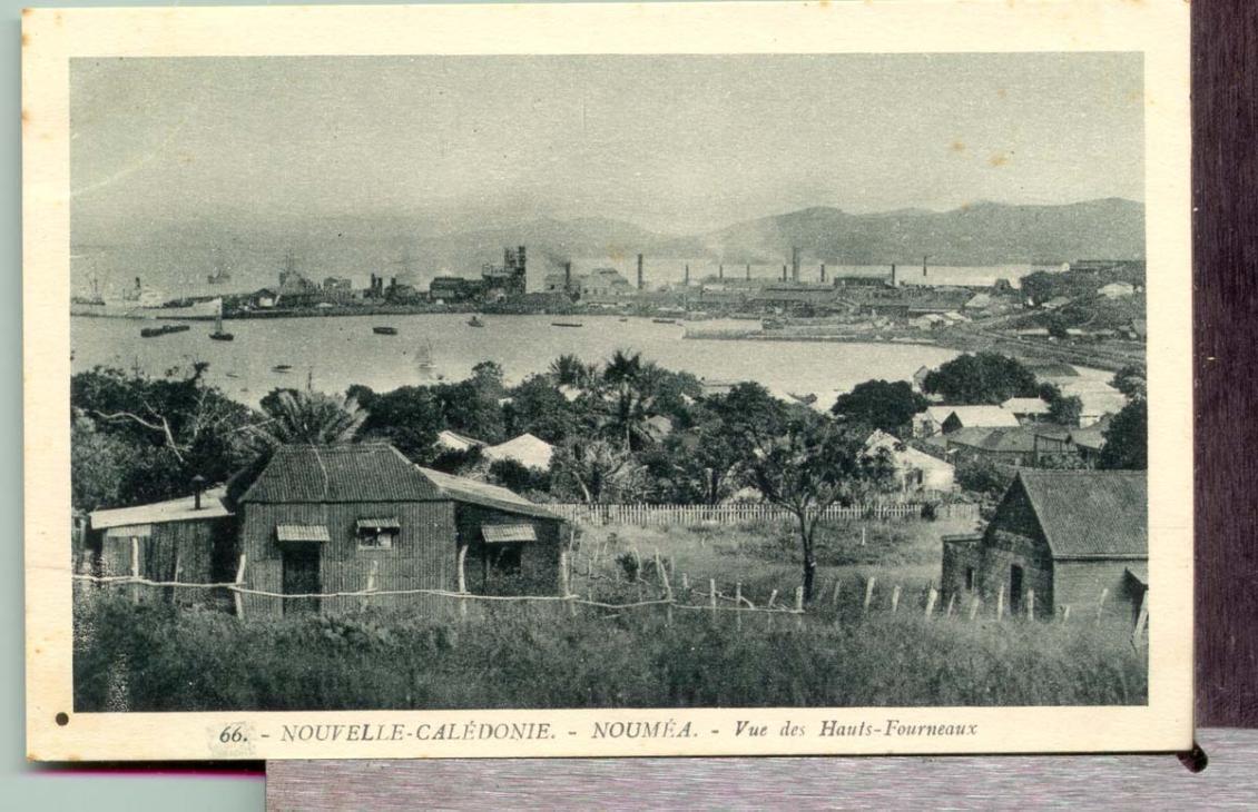 Nouvelle-Calédonie - Nouméa - Vue des Haut-Fourneaux