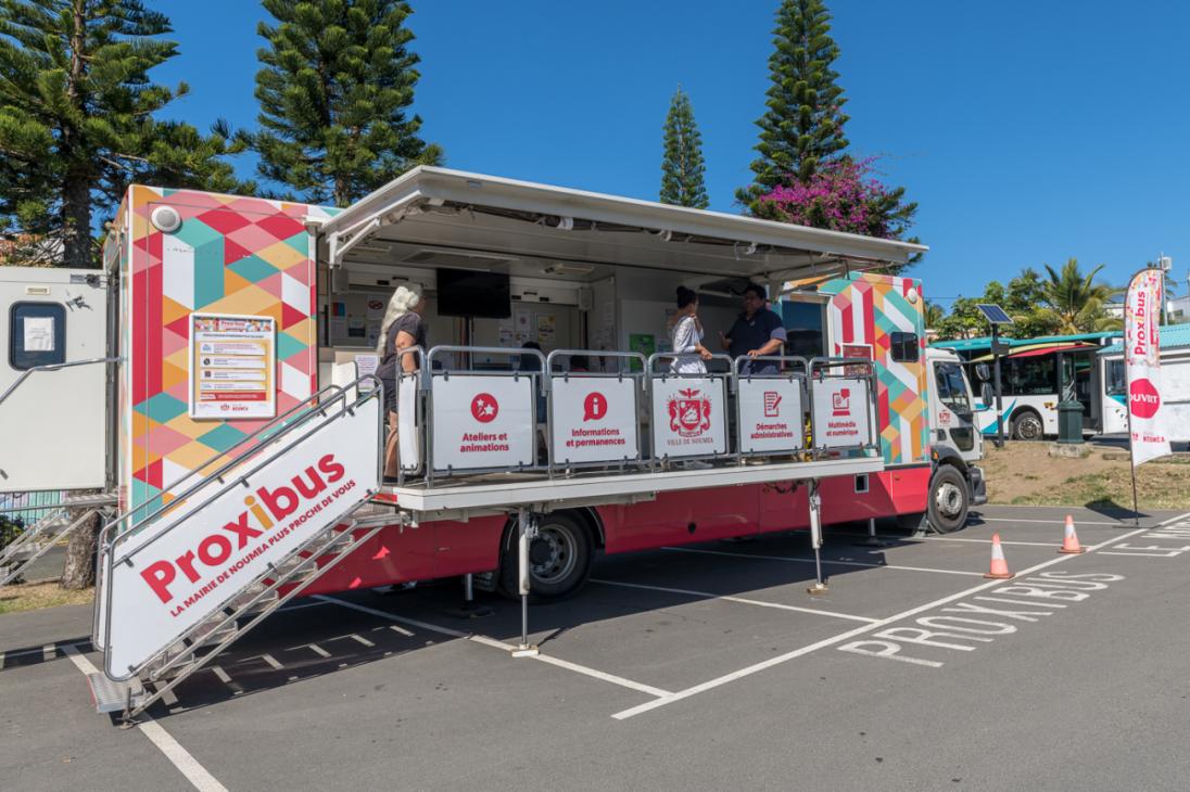 Le Proxibus à Magenta Le Proxibus à Magenta
